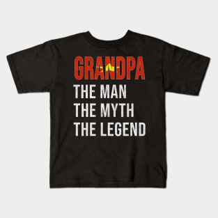 Grand Father Vietnamese Grandpa The Man The Myth The Legend - Gift for Vietnamese Dad With Roots From  Vietnam Kids T-Shirt